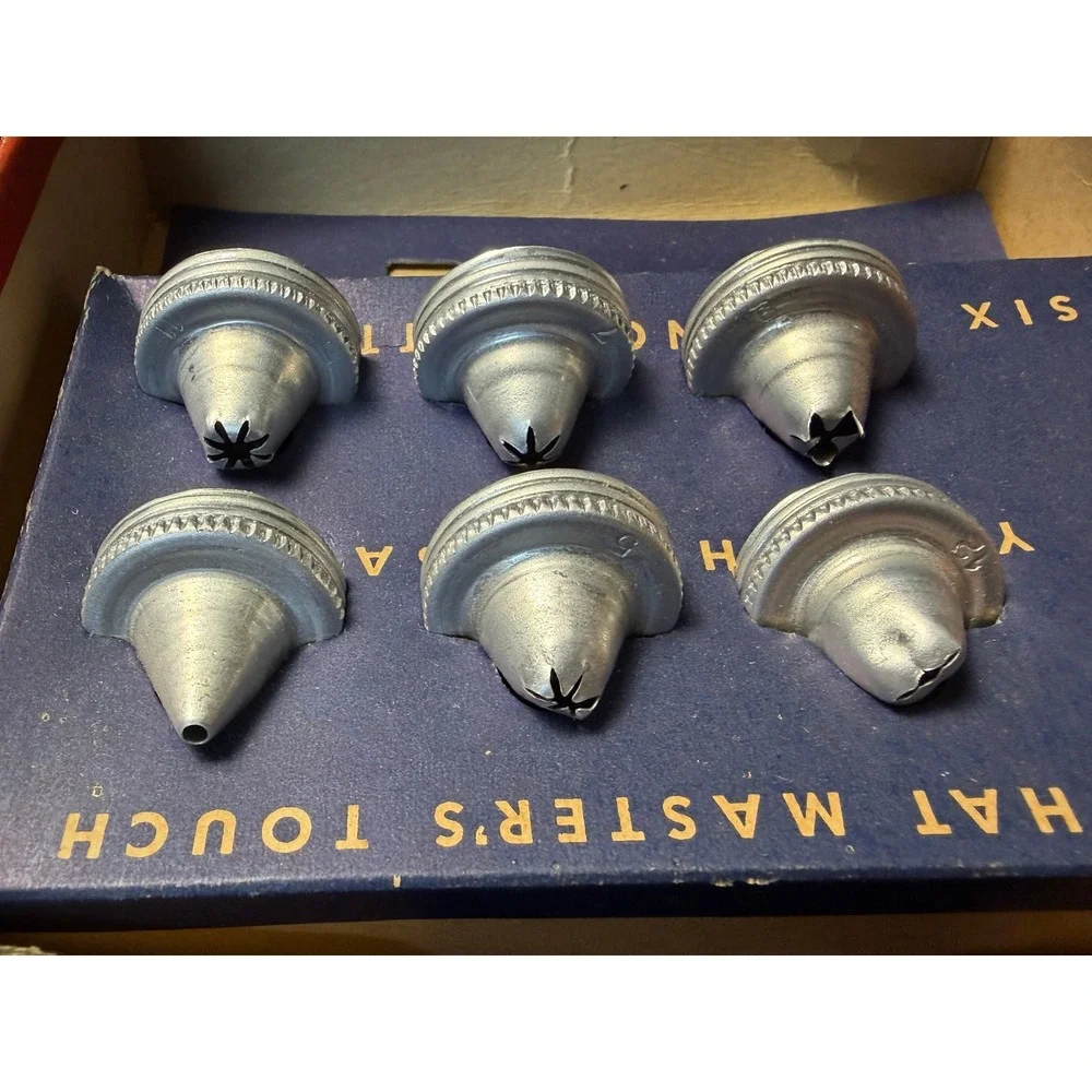 Vintage Lorraine Aluminum Decorator Cake Decorating Set-6 Tips, Original Box
